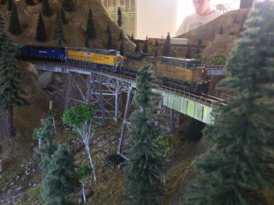 keddee wye on christmas tree lane layout